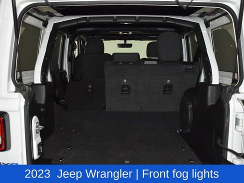 Used 2023 Jeep Wrangler Unlimited w/ Sun & Screen Package AWD/4WD image 28