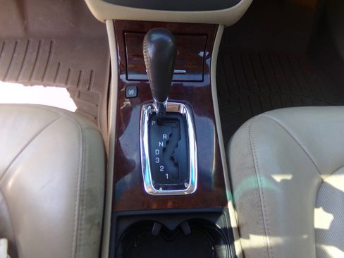 Used 2007 Buick Lucerne CXL FWD image 35
