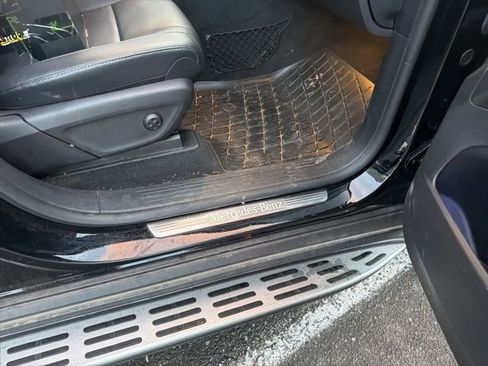 Used 2021 Mercedes-Benz GLS 450 4MATIC image 17