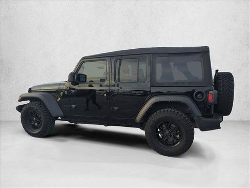 Used 2022 Jeep Wrangler Unlimited Sport AWD/4WD image 5