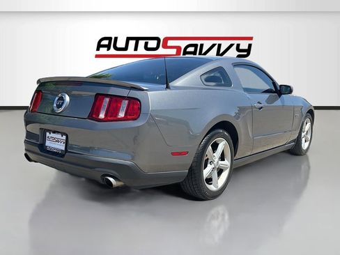 Used 2010 Ford Mustang GT RWD image 7
