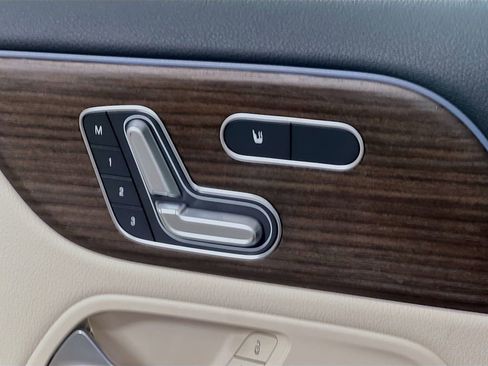 Used 2026 Mercedes-Benz GLA 250 4MATIC image 22