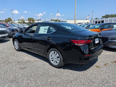 New 2025 Nissan Sentra S image 5