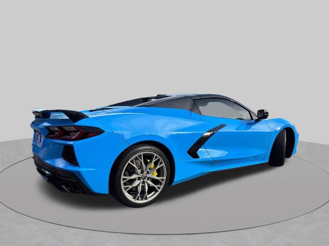 Used 2024 Chevrolet Corvette Stingray Convertible w/ Z51 Performance Package RWD image 9