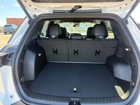 New 2026 Chevrolet Equinox LT w/ Convenience Package II image 13