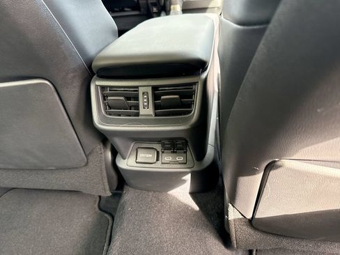 Used 2025 Lexus ES 350 w/ Premium Package FWD image 18