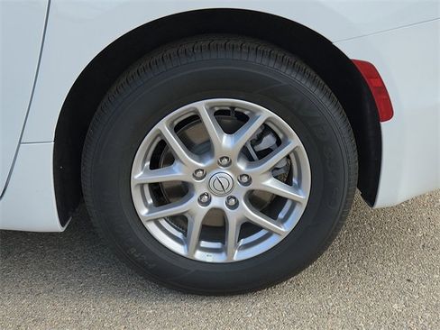 New 2026 Chrysler Pacifica Select image 8