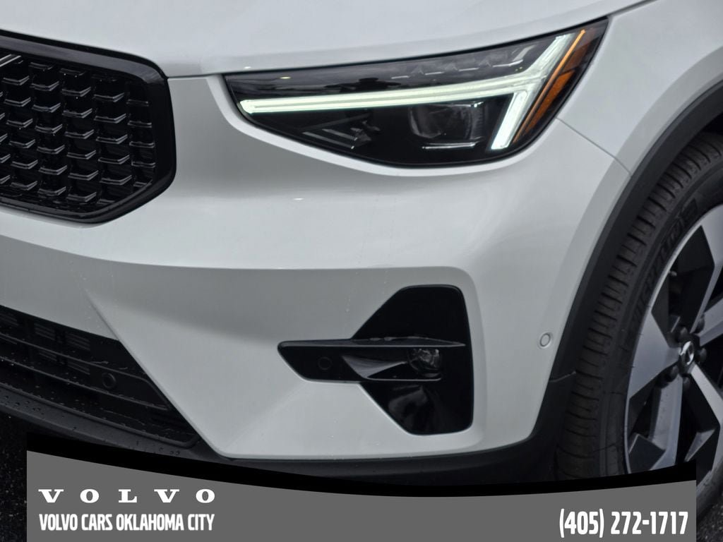 Used 2026 Volvo XC40 B5 Plus w/ Protection Package Premier AWD/4WD image 8