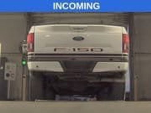 Used 2018 Ford F150 Lariat w/ Equipment Group 502A Luxury AWD/4WD image 7