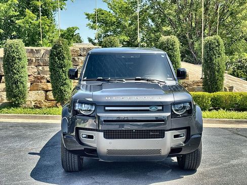 Certified 2022 Land Rover Defender 110 X-Dynamic SE AWD/4WD image 8