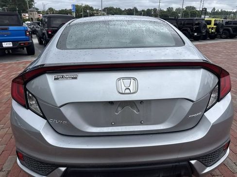 Used 2020 Honda Civic Sport image 17