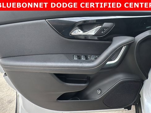 Used 2022 Chevrolet Blazer Premier image 11