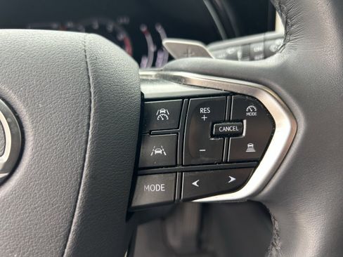 Used 2024 Lexus RX 350 Premium w/ Accessory Package (Z1) image 19