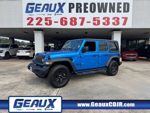 Used 2025 Jeep Wrangler Sport image 1