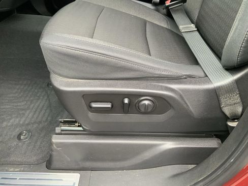 Used 2019 GMC Sierra 1500 SLE w/ SLE Value Package image 25