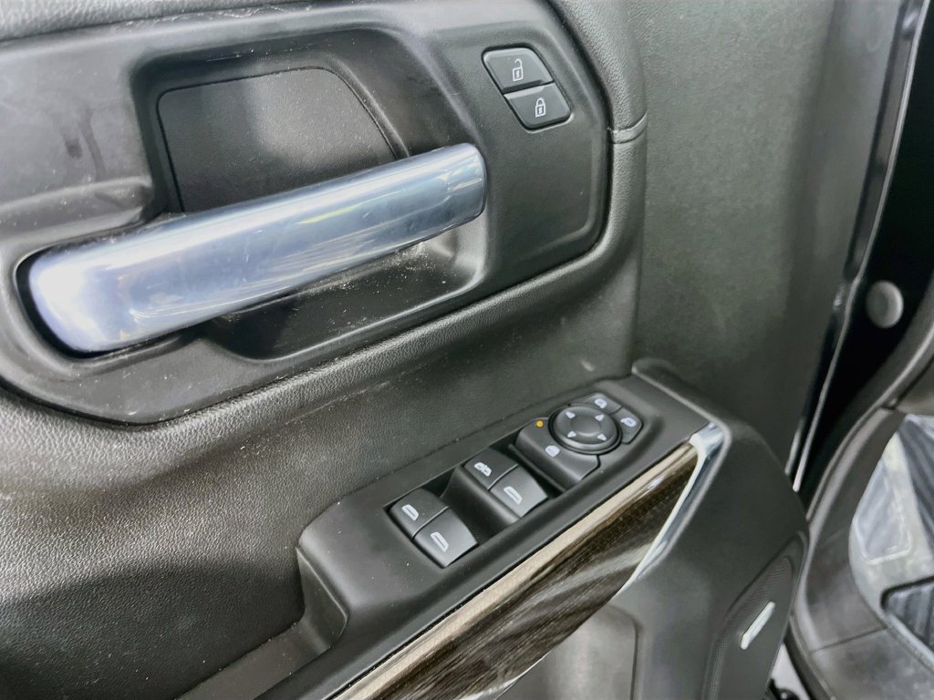 Used 2021 Chevrolet Silverado 1500 RST w/ Convenience Package II AWD/4WD image 26