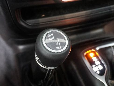 Used 2021 Jeep Gladiator Overland w/ Popular Equipment Package AWD/4WD image 15