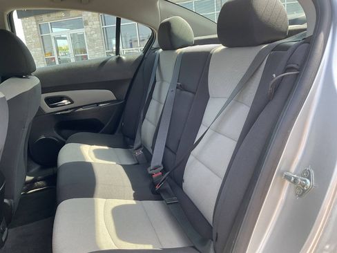 Used 2012 Chevrolet Cruze LS FWD image 26
