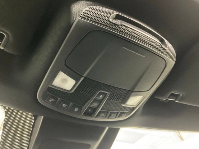 Used 2021 Ford Expedition Limited AWD/4WD image 17