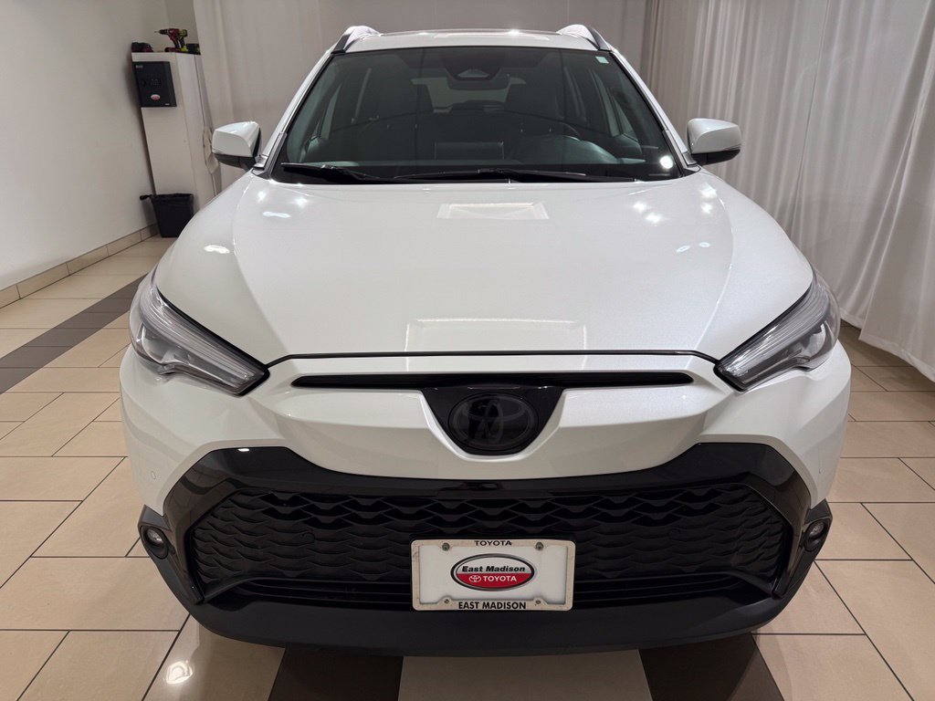 Certified 2023 Toyota Corolla Cross AWD Hybrid w/ Convenience Package image 8