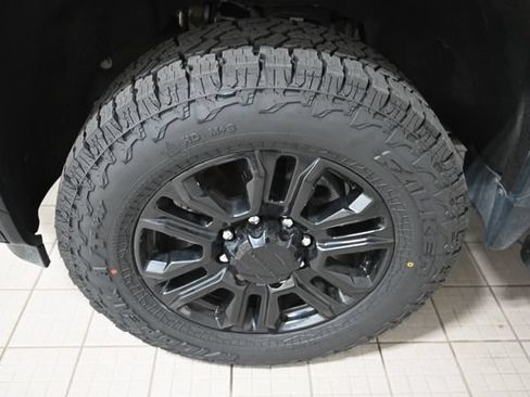 Used 2024 GMC Sierra 3500 Denali w/ Denali Reserve Package AWD/4WD image 20
