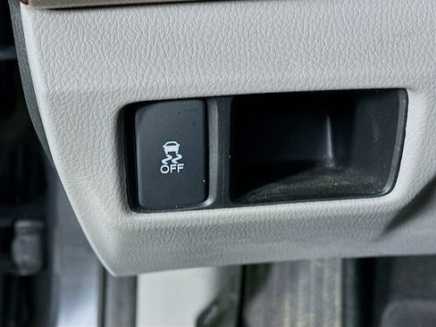 Used 2012 Honda Accord EX-L image 17