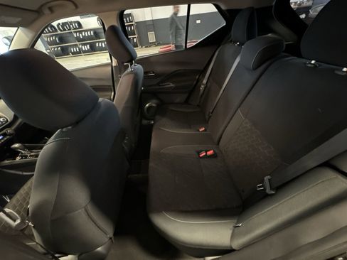 Used 2020 Nissan Kicks SV w/ Exterior Package image 22