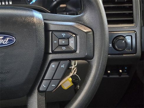 Used 2021 Ford F250 XL w/ Power Equipment Group image 31