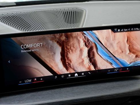 Used 2025 BMW 430i Coupe w/ M Sport Package image 33