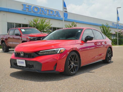 Used 2025 Honda Civic Sport image 1