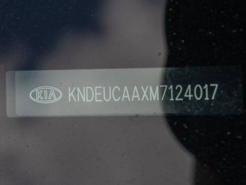 Used 2021 Kia Seltos S image 37