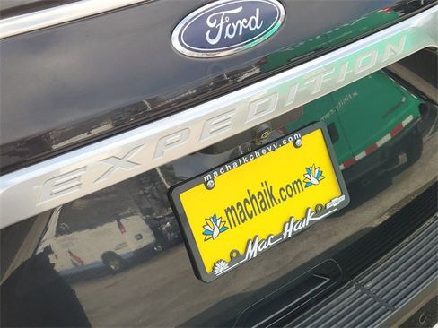 Used 2019 Ford Expedition Platinum image 32