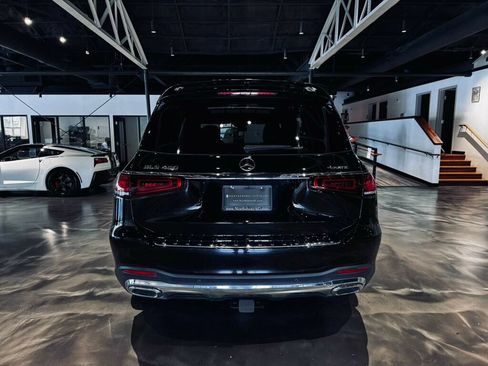 Used 2023 Mercedes-Benz GLS 450 4MATIC image 4