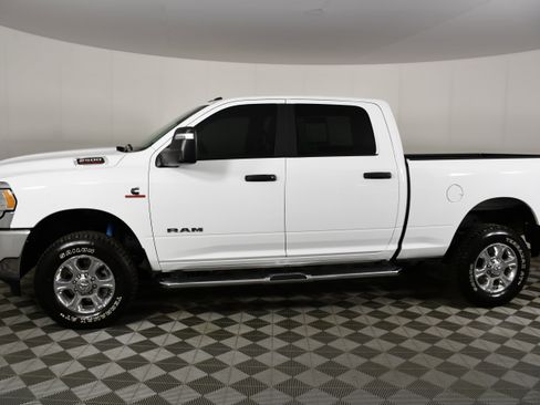 Used 2024 RAM 2500 Big Horn w/ Off Road Package image 9
