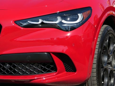 Used 2024 Alfa Romeo Stelvio Quadrifoglio w/ Active Assist Plus Package AWD/4WD image 9