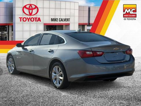 Used 2023 Chevrolet Malibu LT FWD image 3