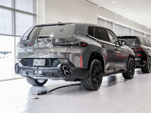 New 2026 BMW XM Label Red image 4