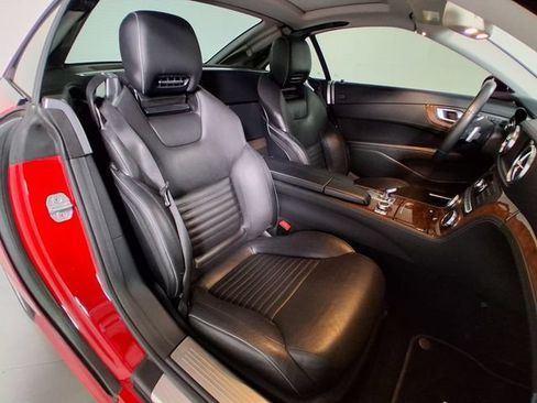 Used 2013 Mercedes-Benz SL 550 image 14