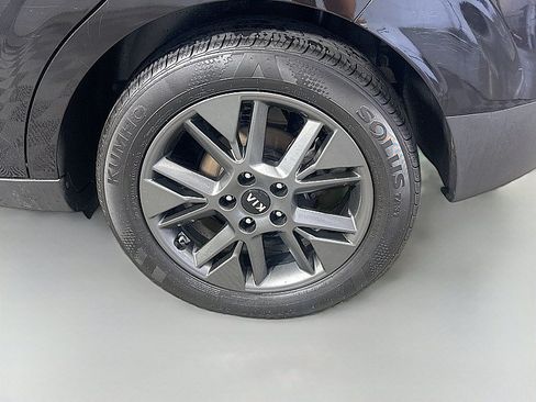 Used 2020 Kia Soul EX FWD image 29
