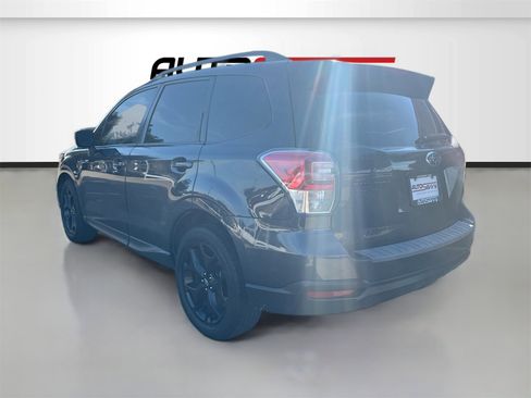 Used 2018 Subaru Forester 2.5i Premium image 5
