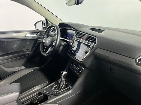 Used 2024 Volkswagen Tiguan Wolfsburg Edition image 33