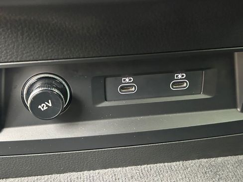 Used 2023 Audi Q8 Premium Plus w/ Premium Plus Package image 23