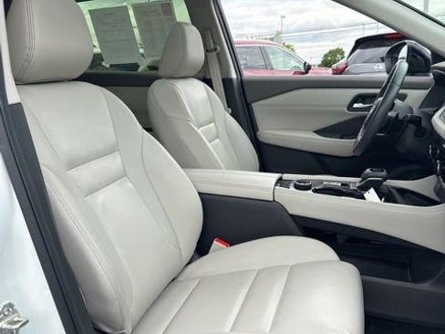 Certified 2023 Nissan Rogue SL AWD/4WD image 13
