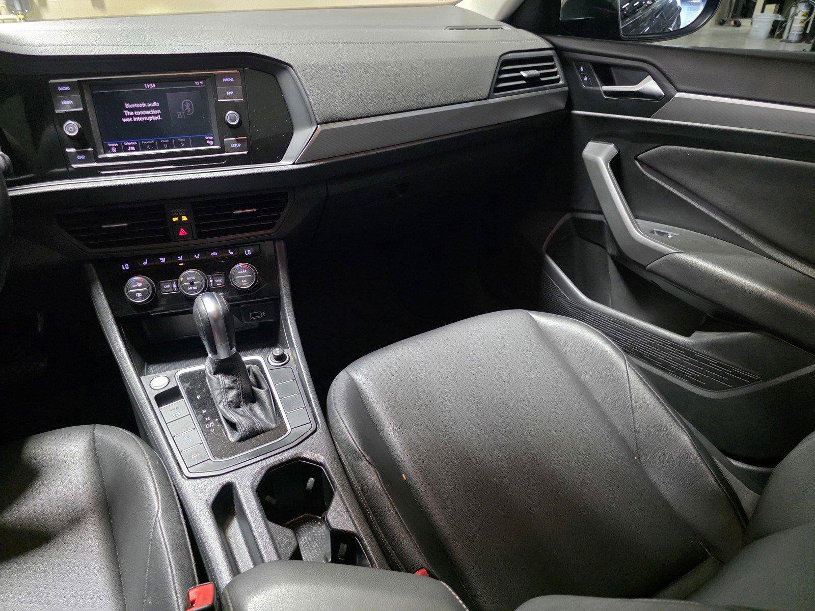 Used 2019 Volkswagen Jetta SE FWD image 13