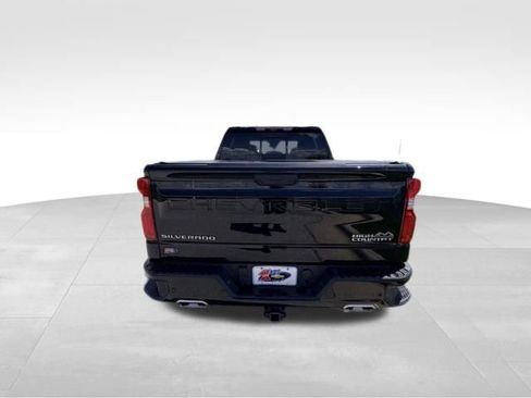 Used 2026 Chevrolet Silverado 1500 High Country w/ High Country Premium Package AWD/4WD image 5