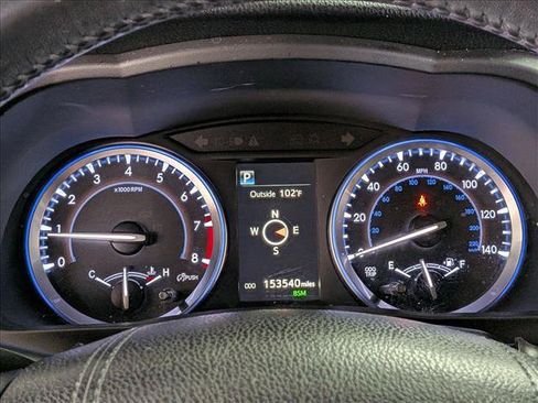 Used 2018 Toyota Highlander XLE w/ Carpet Mat Package (TMS) FWD image 10