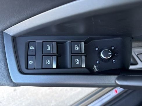 Used 2024 Audi Q3 2.0T Premium Plus image 15