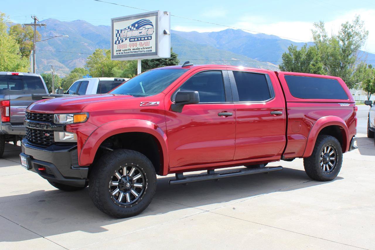 Used 2021 Chevrolet Silverado 1500 Custom Trail Boss w/ Safety Confidence Package AWD/4WD image 3