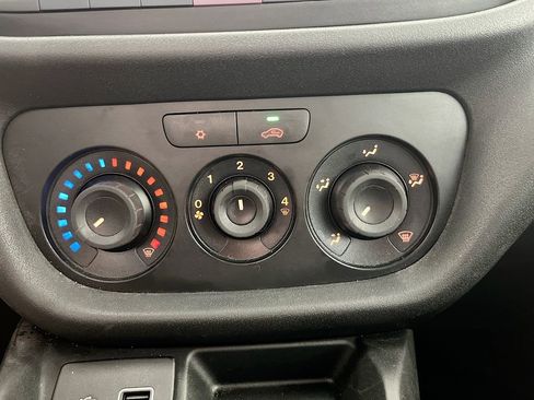 Used 2022 RAM ProMaster City Tradesman image 16