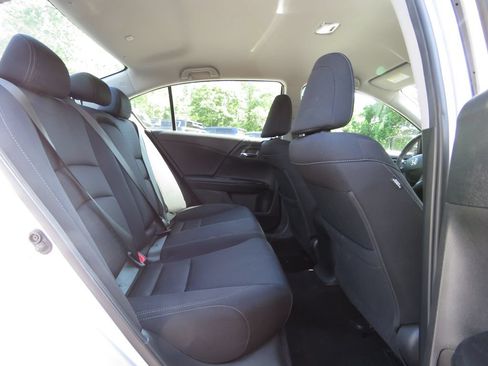 Used 2015 Honda Accord Sport image 16